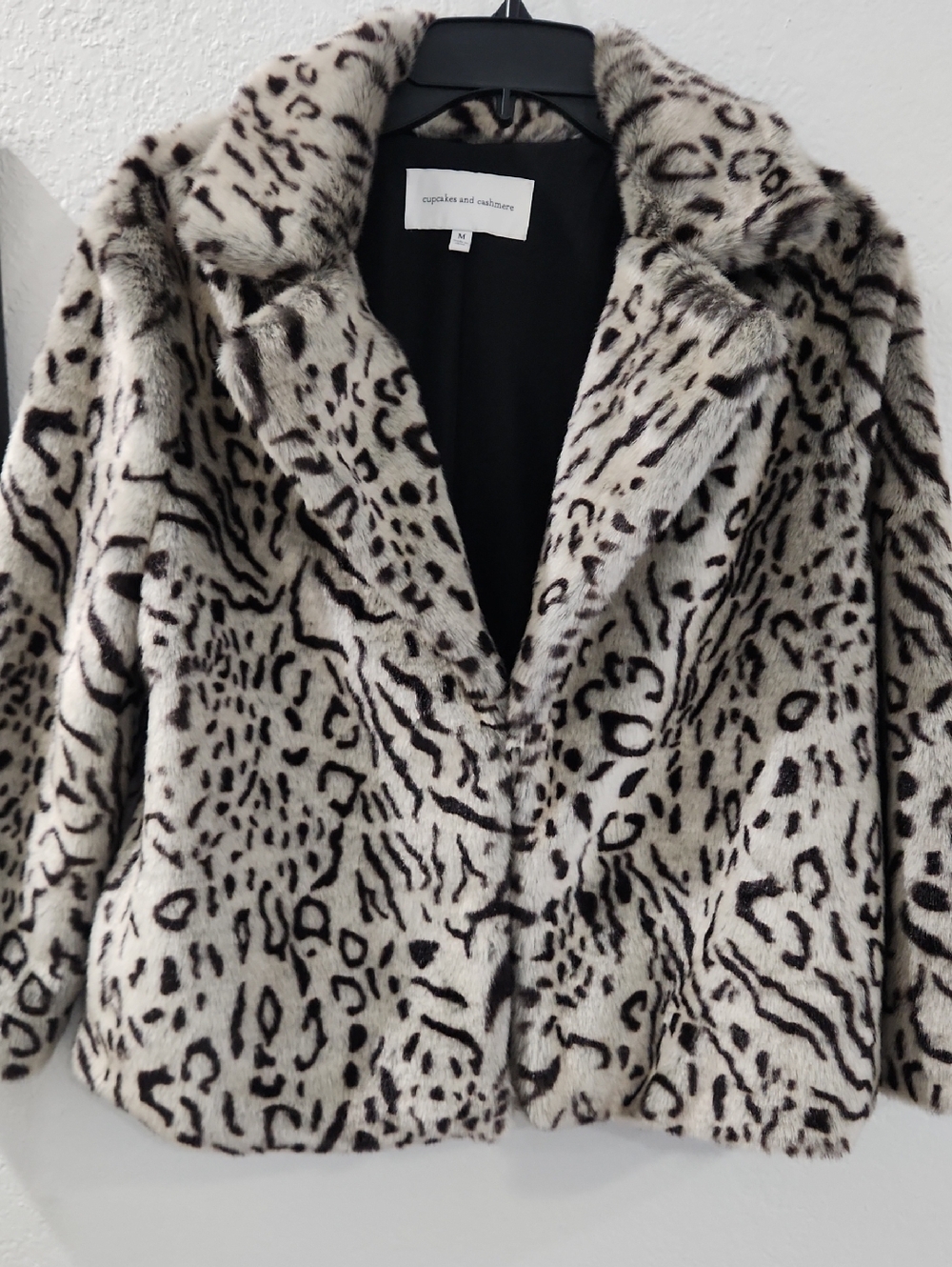 cupcakes & cashmere Leopard Faux Fur Jacket